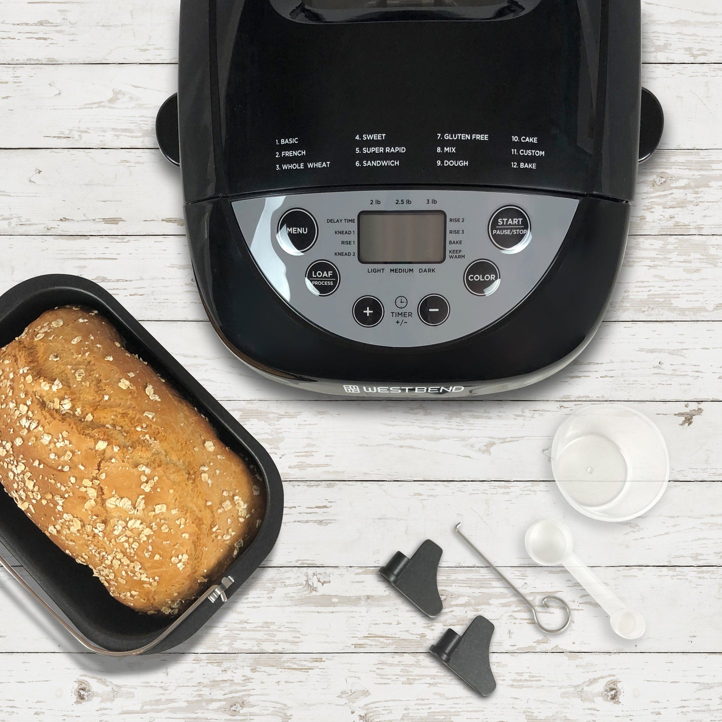 West Bend Hi-Rise Bread Maker mit 12 voreingestellten digitalen Steuerungen