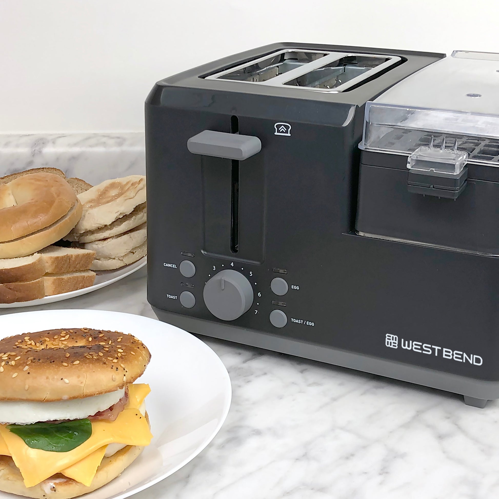 West Bend Multifunktionale Frühstücksstation 2-Scheiben Toaster mit Eierkocher und Fleischwärmer
