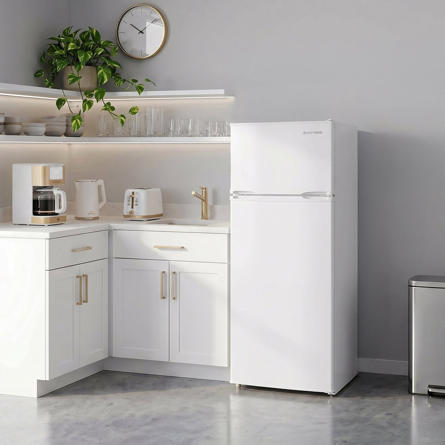 West Bend 7.5 cu. ft. Wohnung Größe Kühlschrank