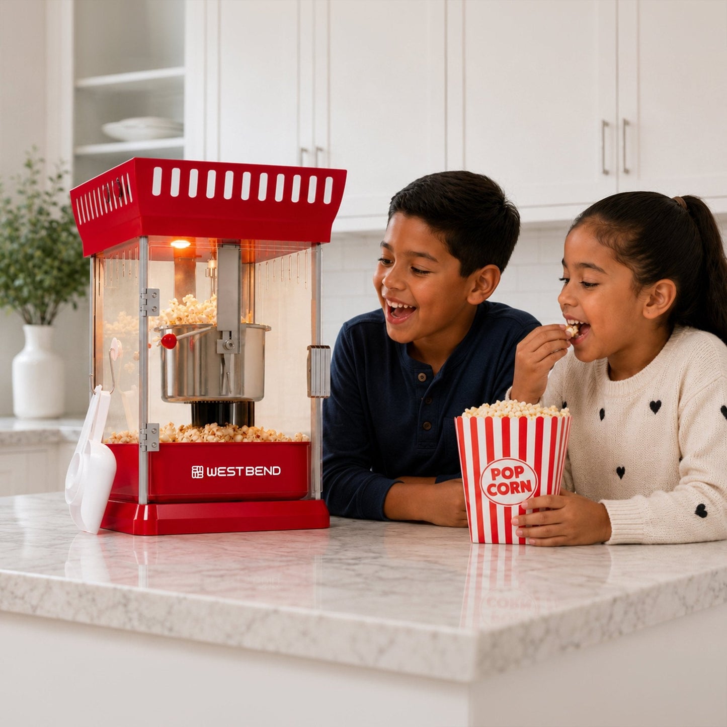 West Bend Popcorn Cart mit 71 g Kettle