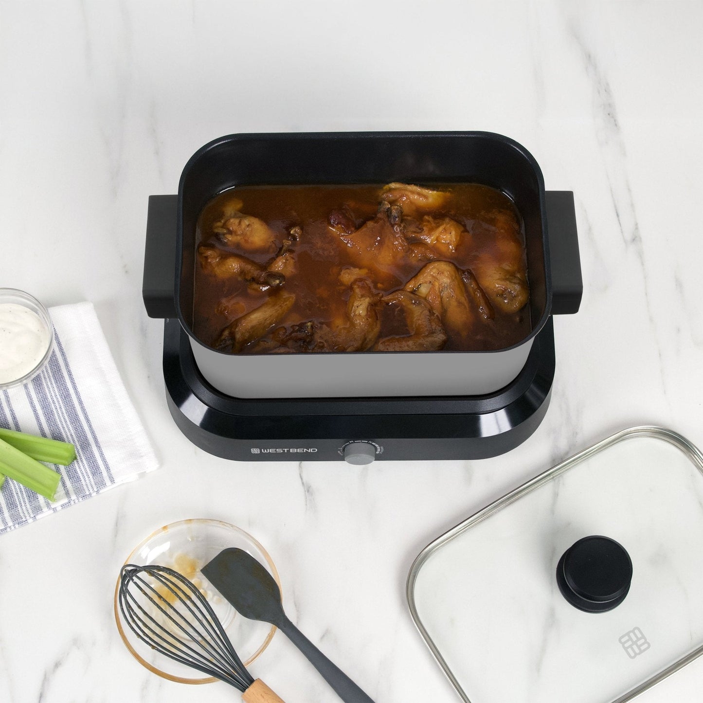 West Bend Versatility Cooker, 5 Qt. Kapazität