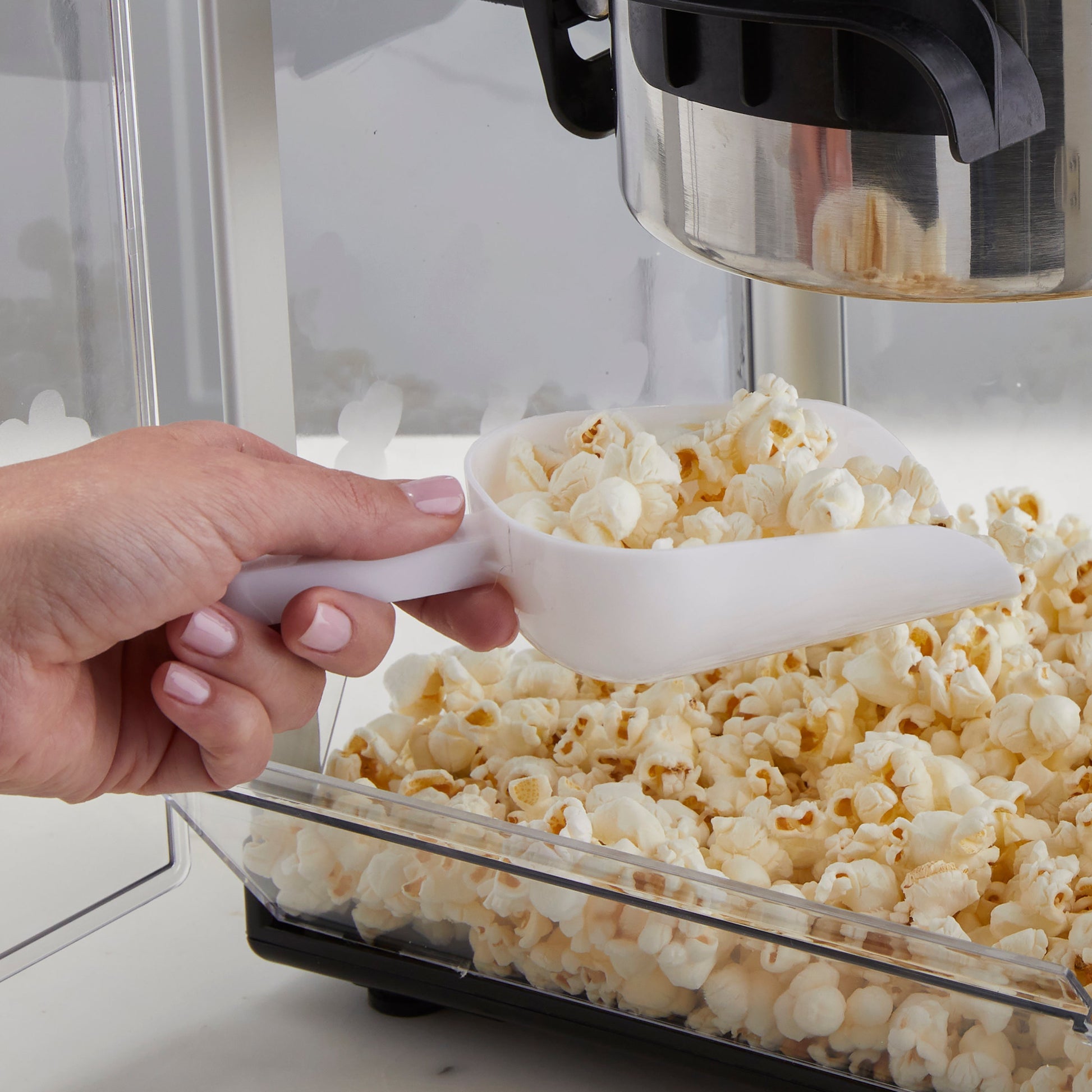 West Bend Theater Crazy 4 Qt. Popcorn Maschine mit Taschen